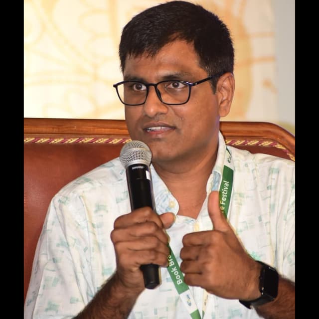 అన్నమయ్య నించి 'నెమ్మి నీలం' దాకా! : అవినేని భాస్కర్ ( తమిళ-తెలుగు అనువాదకులు)