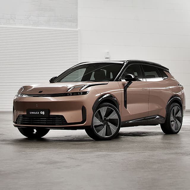 BRIEFLY: Mercedes GLB, Lynk&Co PHEV, Tesla Korea & more | 21 Jan 2026