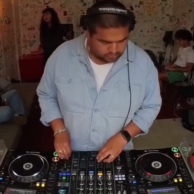 ar radio w/ OSO on HydeFM (06.16.2026)