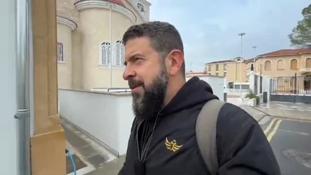 Proof of life? Trump asks China for Hormuz help. Zelensky to the rescue. Big drone attack Moscow