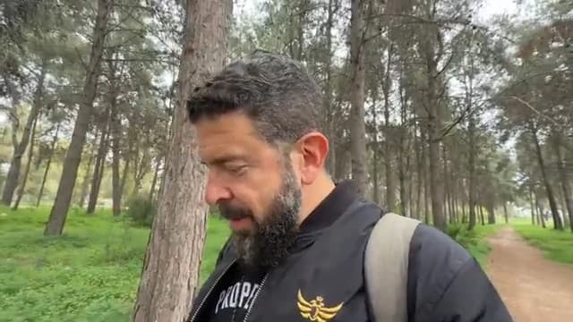 Zelensky Victory iPAD App. Ultimatum, coalition or dump Hormuz. Ursula to Hungary, oil for loan