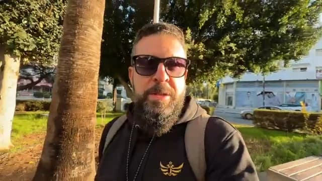 Nigeria strikes, Hegseth more to come. Zelensky going to Mar-a-Lago. Hunter, Ukraine viper's den