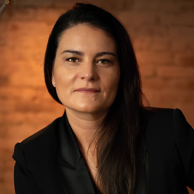 Modern CRO Leadership: Navigating Trust and Competition
