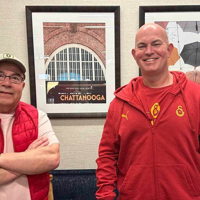 Talking to American “CIM BOM BRAD “ about the Derby match between Beşiktaş and Galatasaray vs Liverpool champions league match !