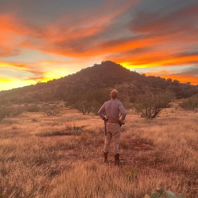 Hollow Life v Abundant Life - the Secret of Life is .....