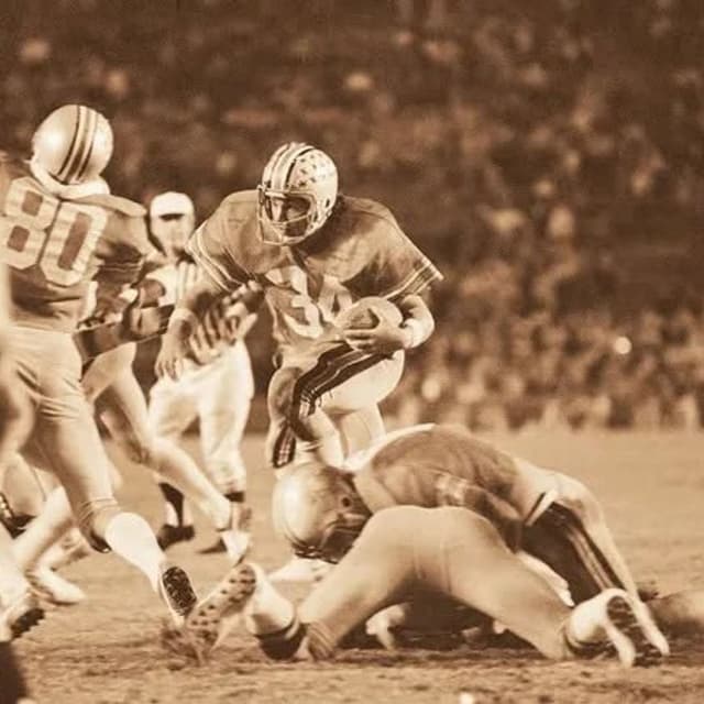 Joke-of-the-Week_OSU-Iowa preview with OSU HOF'er Jeff Logan_100226
