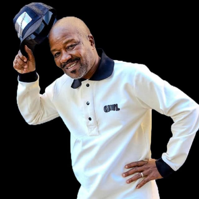 Shwi S.A Uveza Iqhaza likaMtekhala, uNgxalothi Nomaseleva, Mahawukele | Shwi noMtekhala