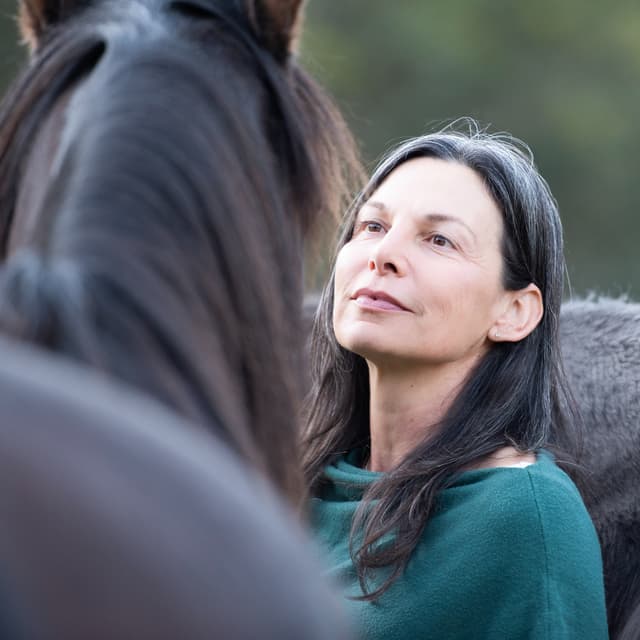 The Courage to Follow Your Path (and how to talk to animals) with Lisa Podosin