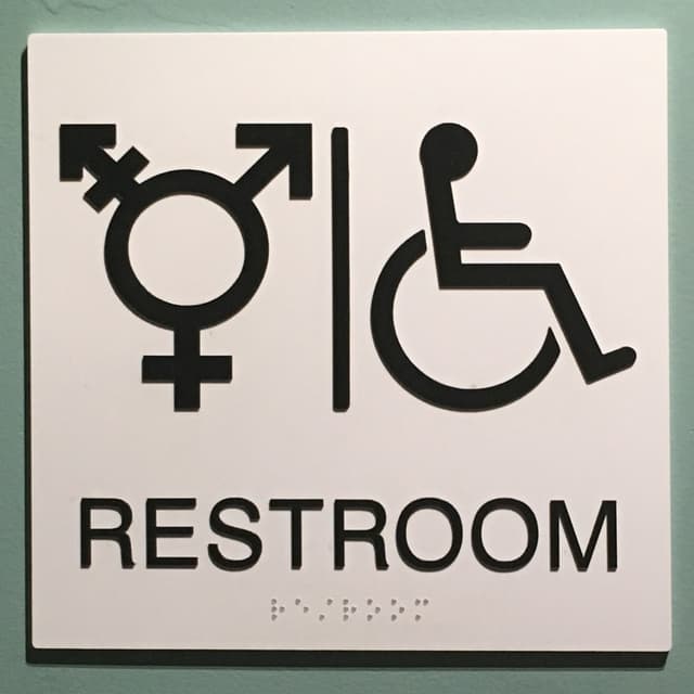 Podquisition 593: Bathroom Break