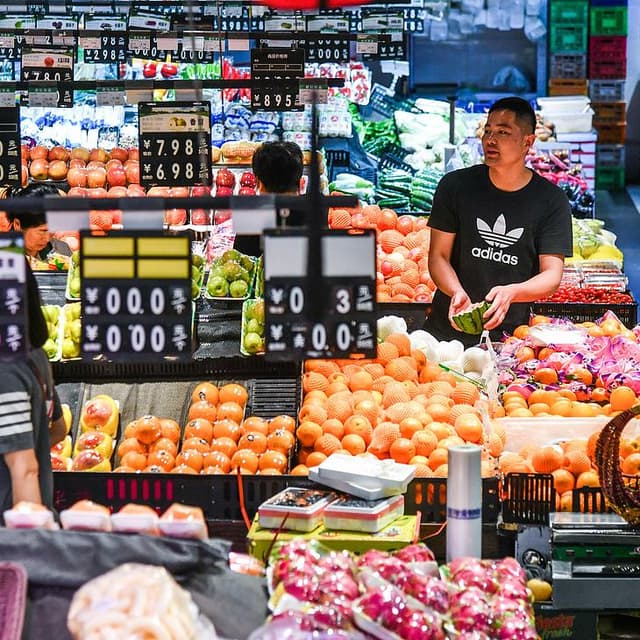 Why does China aim for a price recovery?